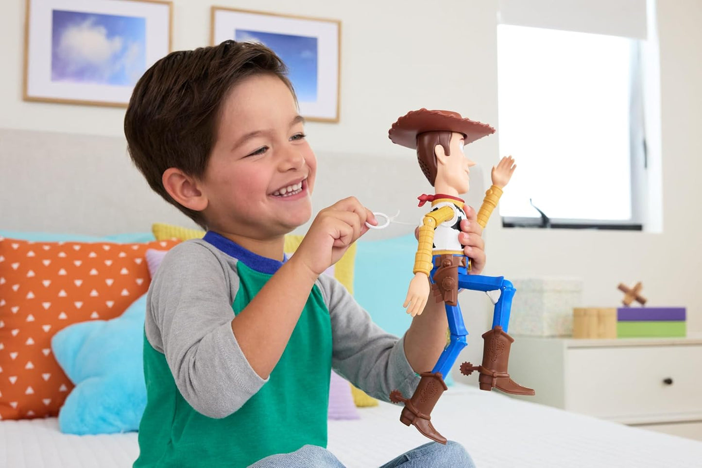 Hot Mattel Disney and Pixar Toy Story 5 Running Woody | 12-inch Action Figure with 50+ Movie Phrases & Sounds, Movie-Accurate, English Language