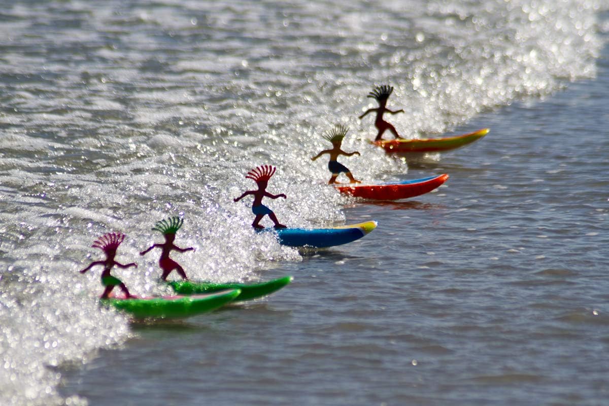 Hot Surfer Dudes Classics Wave Powered Mini-Surfer and Surfboard Toy - Trestles Tim