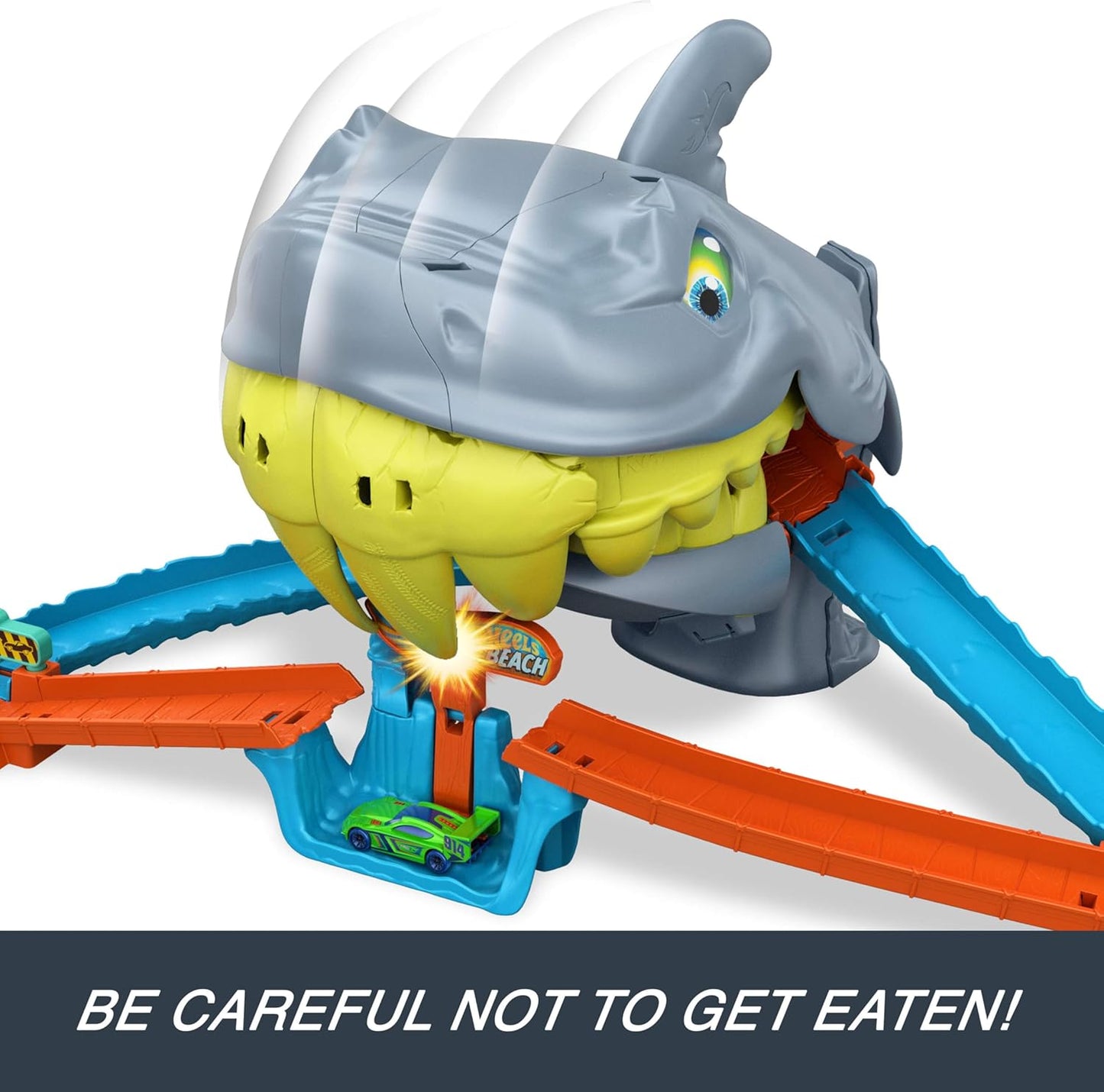 HotHot Wheels City Shark Chomp Beach Playset & 1:64 Scale Toy Car | 1:64 Scale Die-Cast Vehicle & Track Set, 2 Ways to Play, Knock Out the Shark or Get Eaten