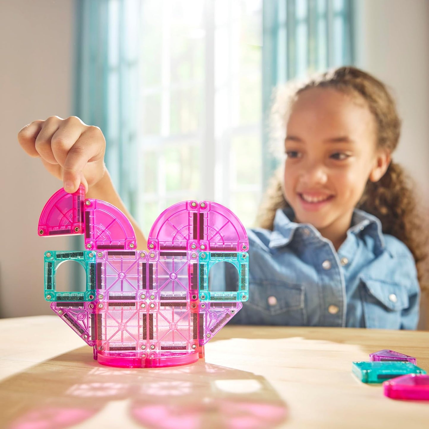 Hot MAGNA-TILES microMAGS 26-Piece Heart to Heart Travel Set, The Original Magnetic Building Brand