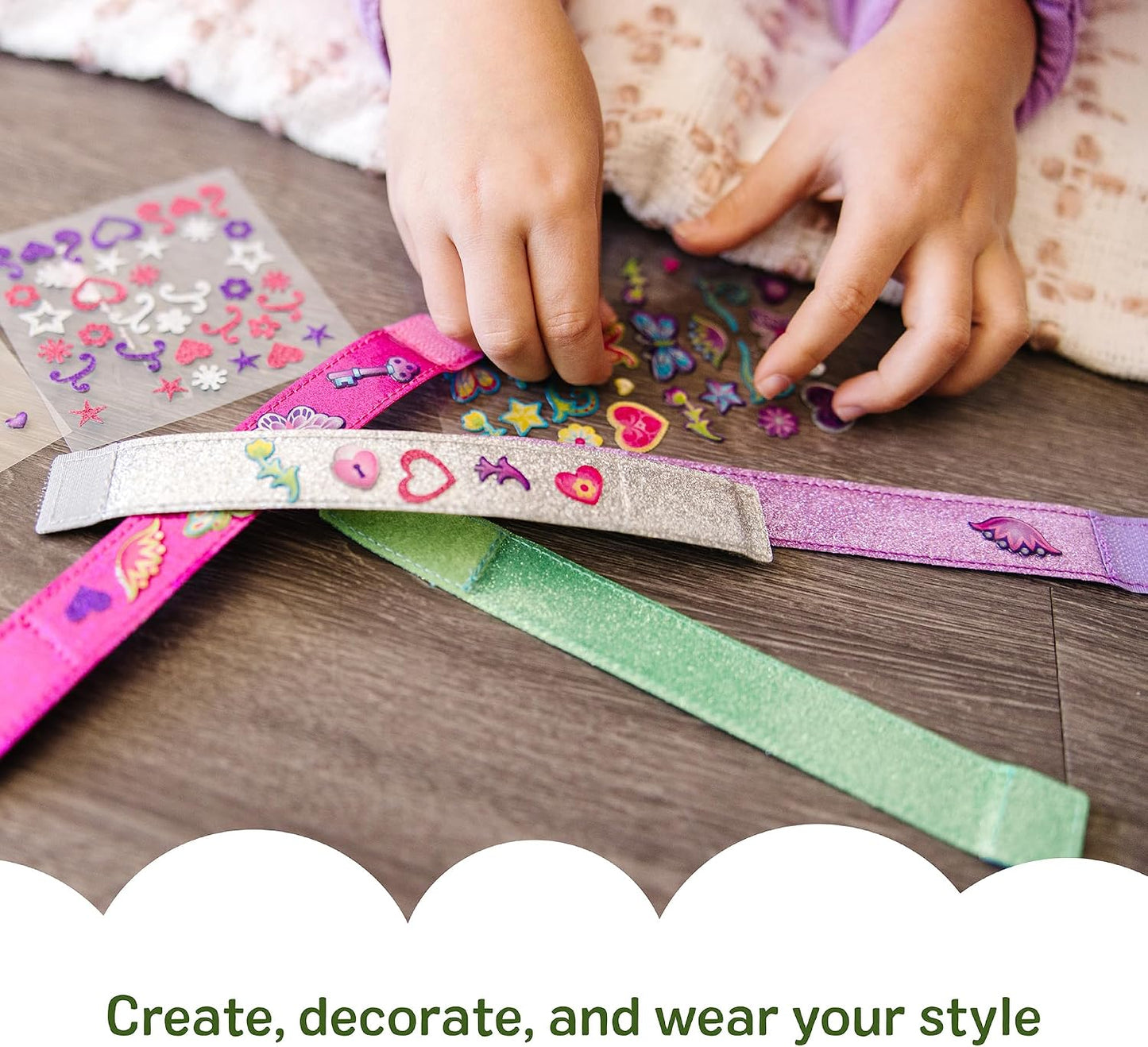 HotMelissa & Doug Design-Your-Own Bracelets with 100+ Sparkle Gem & Glitter Stickers, Kids Snap Bracelets, Stickers & Jewelry Crafts, Preschool Toys for Girls & Boys Ages 4+