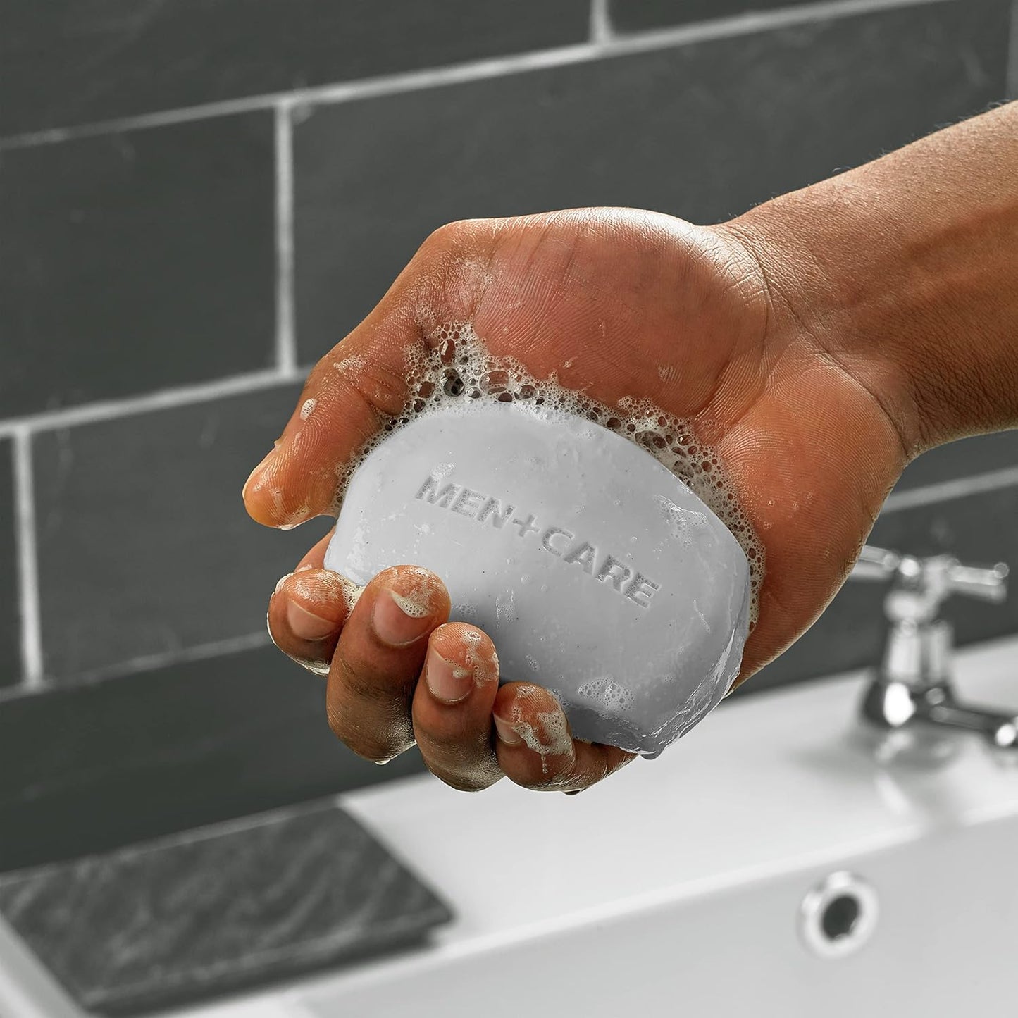 HotDOVE MEN + CARE Body and Face Bar To Clean and Hydrate Skin Body and Facial Cleanser More Moisturizing Than Bar Soap 3.75 oz 8 Bars