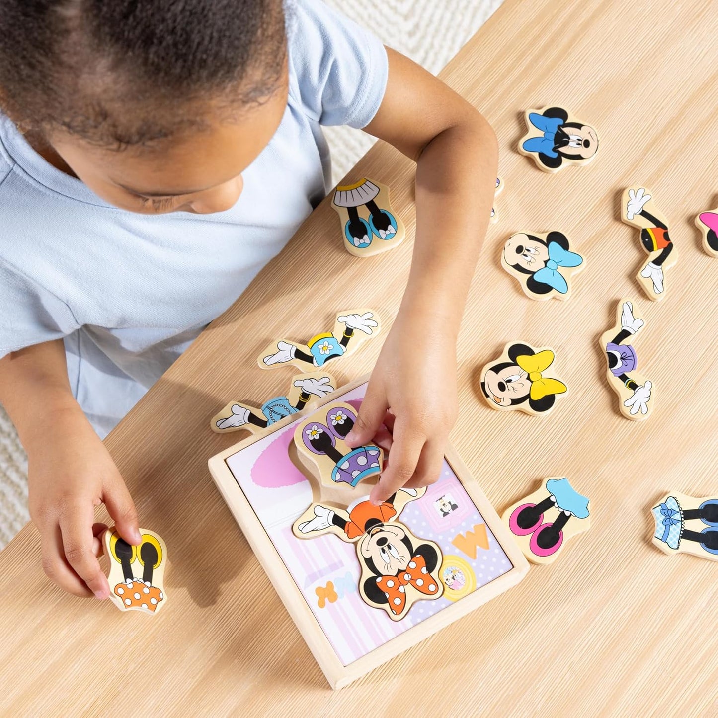HotMelissa & Doug Disney Minnie Mouse Dress-Up Puzzle, 18 Pieces Mix and Match Outfits, Sorting & Matching Toy with Storage Case, Educational Puzzle for Toddlers Ages 3+