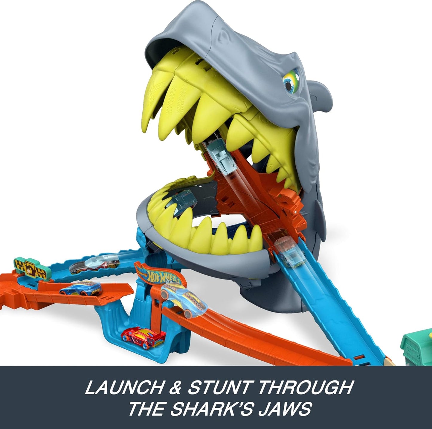 HotHot Wheels City Shark Chomp Beach Playset & 1:64 Scale Toy Car | 1:64 Scale Die-Cast Vehicle & Track Set, 2 Ways to Play, Knock Out the Shark or Get Eaten