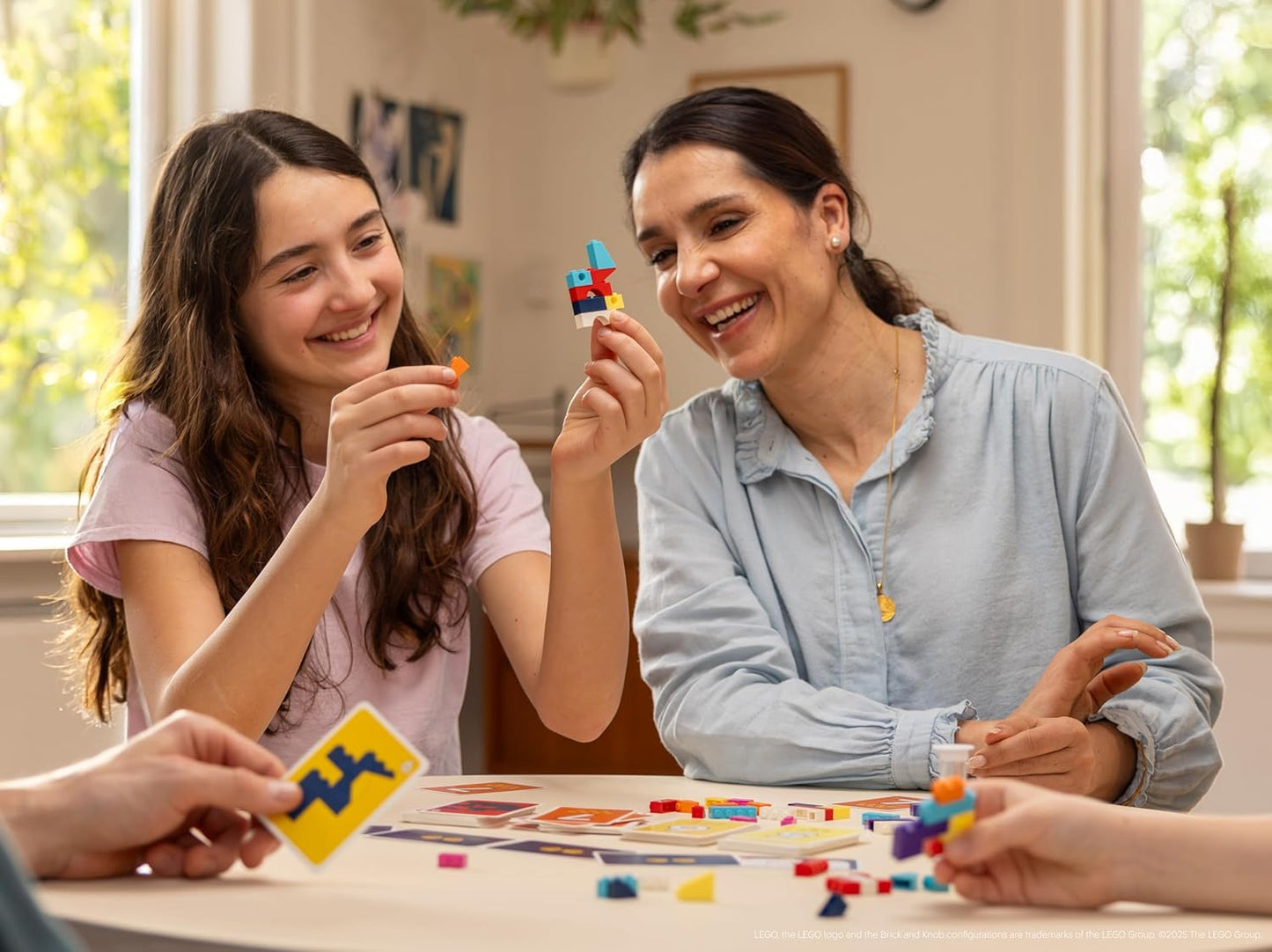 HotAsmodee Brick Like This! The Official Lego Party Game - A Fast, Fun Building Game for Families, Kids, Teens & Adults, Ages 7+, 2-8 Players, 15 Minute Playtime