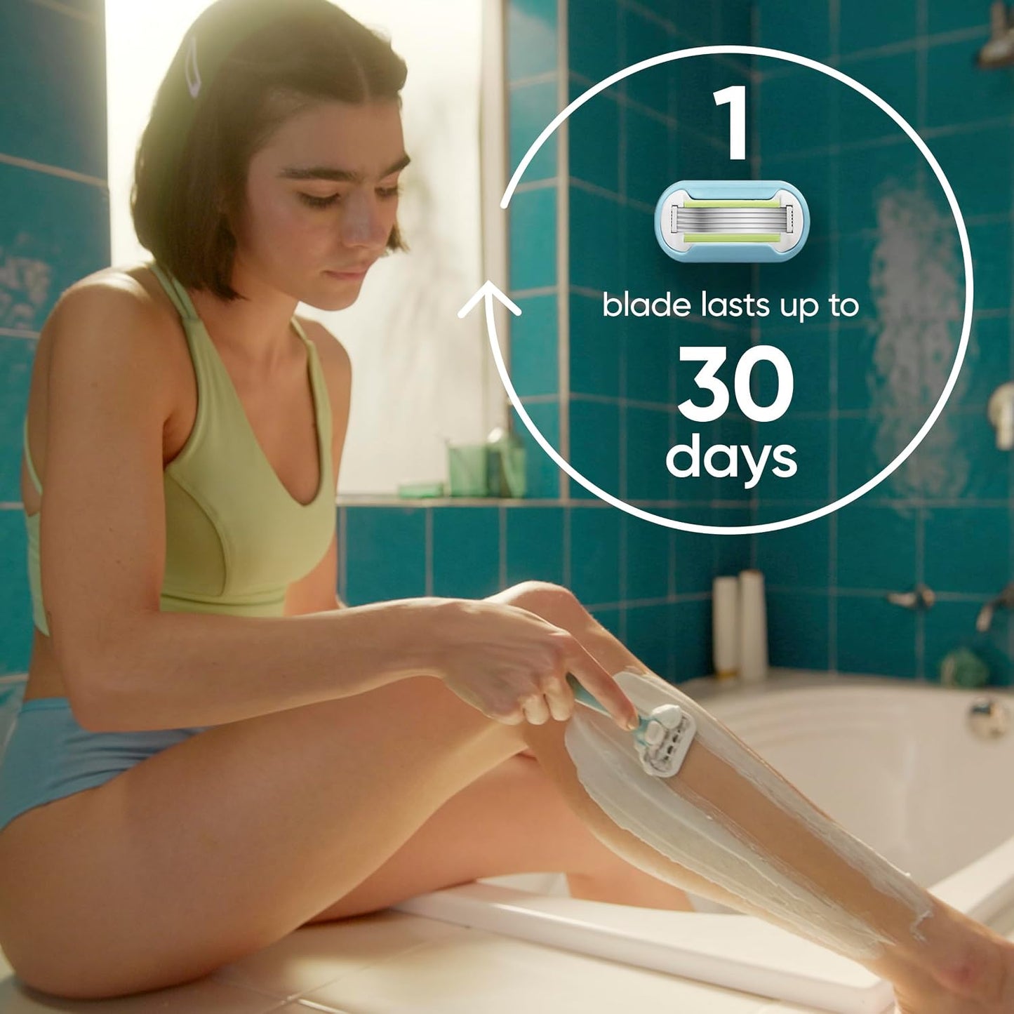 HotGillette Venus Extra Smooth Womens Razor Blade Refills, 6 Count, Designed for a Close, Smooth Shave