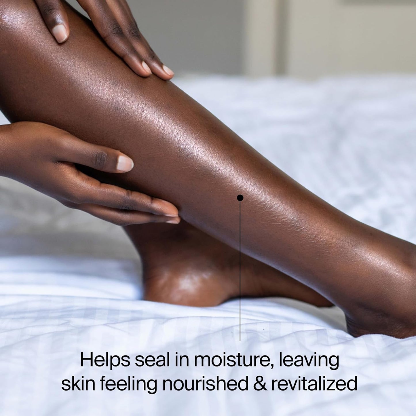 HotNeutrogena Body Oil Light Sesame Formula, Lightweight, Quick-Absorbing Nourishing Moisturizing Oil, Before and After Shower Application for Smooth, Radiant Looking Skin, Non-Greasy Feel, 16 fl oz