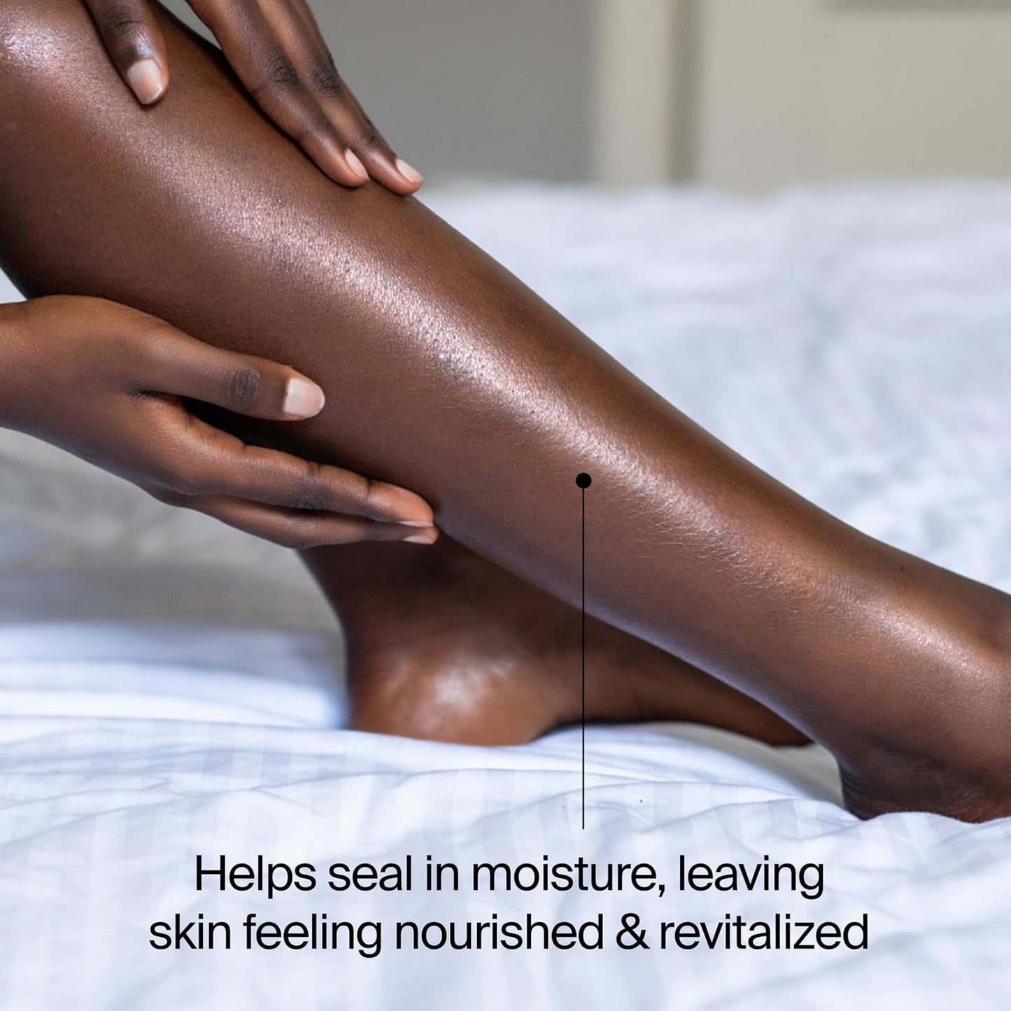 HotNeutrogena Body Oil Light Sesame Formula, Fragrance-Free, Nourishing Moisturizer, Before and After Shower Application for Smooth, Radiant Looking Skin, Lightweight and Non-Greasy Feel, 8.5 fl oz