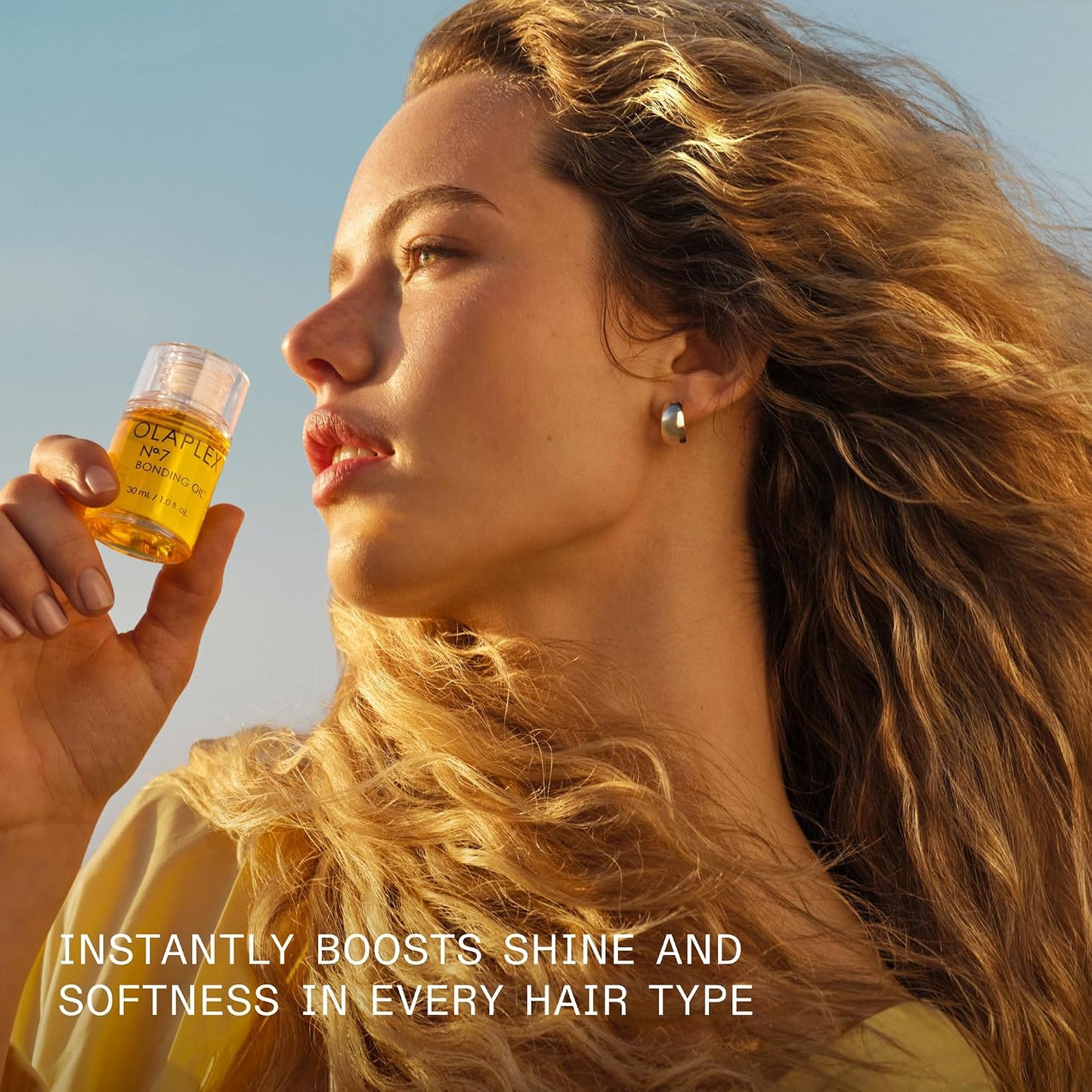 HotOlaplex N°.7 Bonding Oil: High Shine | Heat Protectant, Visibly Smooths & Softens Hair, Added Color Vibrancy, Up to 72 Hour Frizz Control | For Coily, Curly, Straight, and Wavy