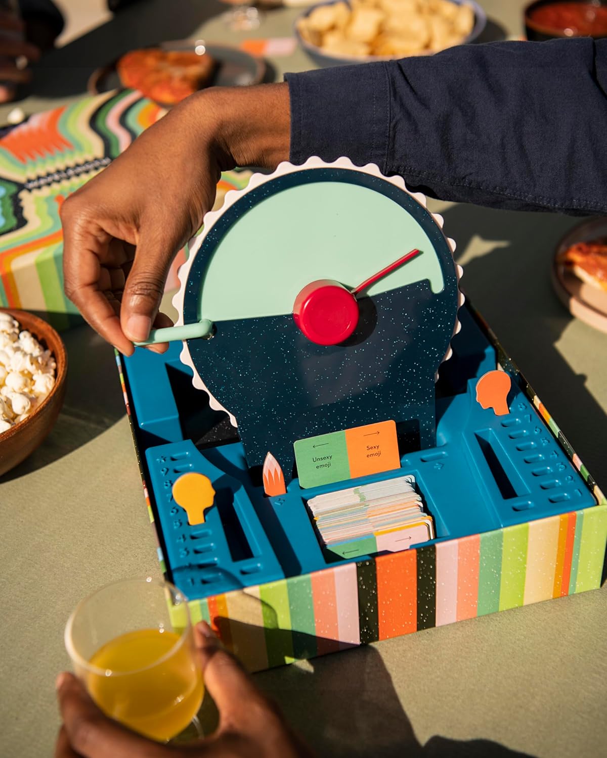 HotCMYK Wavelength – A Mind Reading Party Game