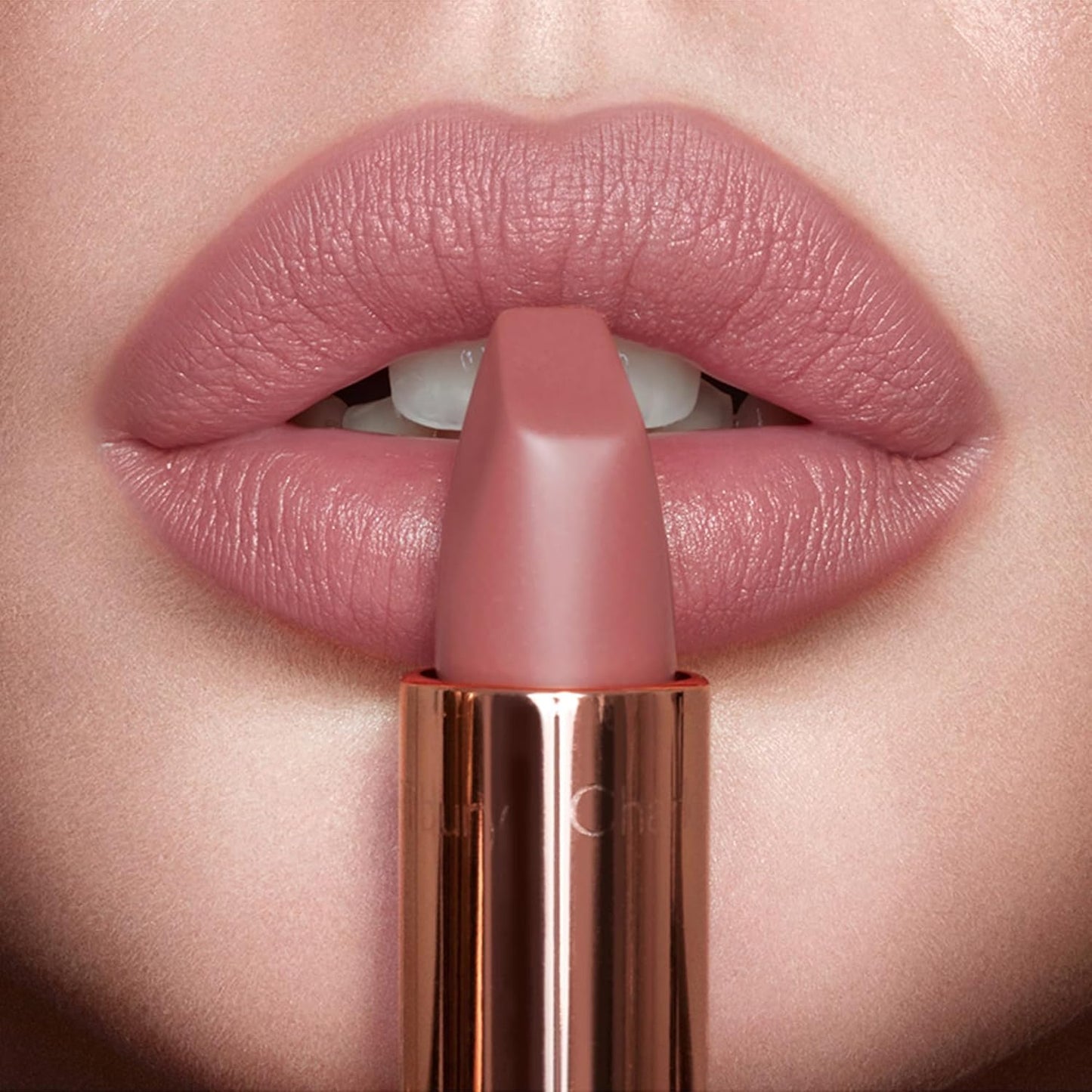 HotCharlotte Tilbury Matte Revolution Lipstick - Long Lasting, Matte Lipstick with Buildable Color & Lip-Loving Ingredients - Creamy, Easy to Blend Formula