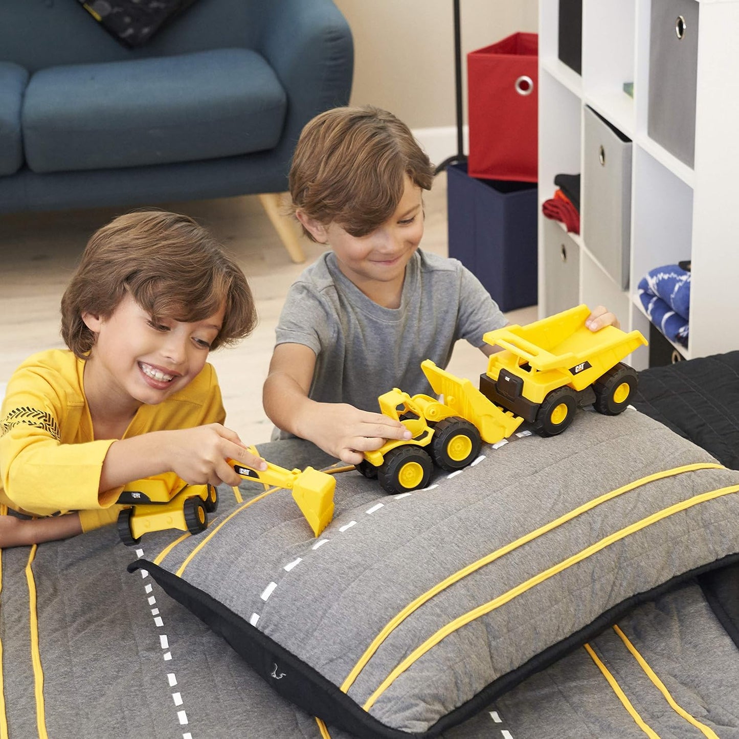 Hot Cat Construction 7" Dump Truck, Loader & Excavator toys Combo Pack
